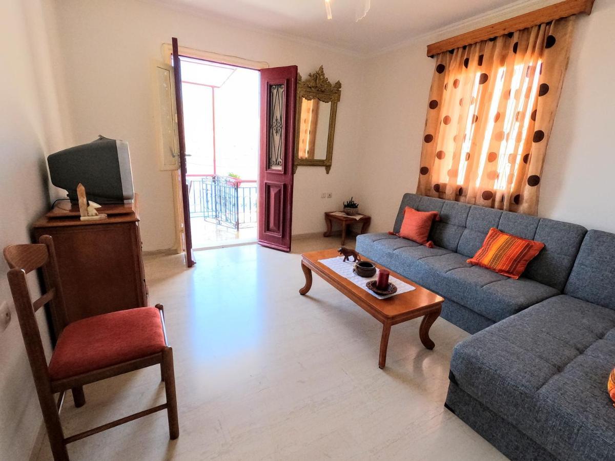 Apartment Astradeni *